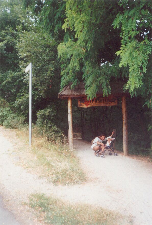 Hegy 1 - turistat bejrata a Sipos-hegyen